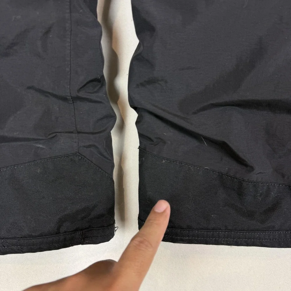 The North Face Snow Pants Boys 10-12 Black HyVent Waterproof Winter Insulated